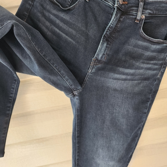 Veronica Beard Carly kick flare high rise jeans - Picture 6 of 14